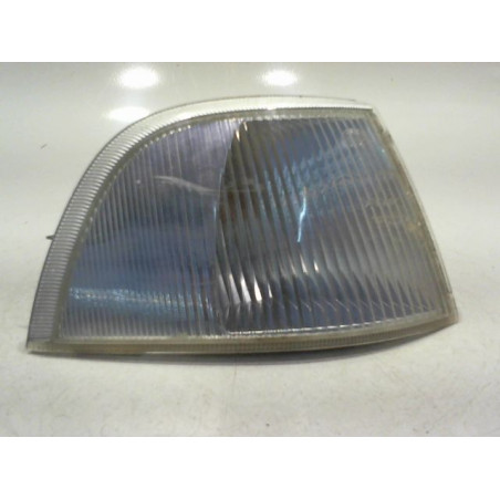 CLIGNOTANT DROIT VOLVO V40 1996