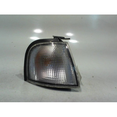 CLIGNOTANT DROIT NISSAN PRIMERA 1994