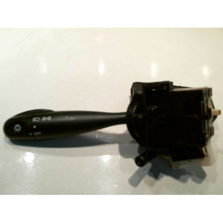 COMMANDE ECLAIRAGE TOYOTA YARIS 2000