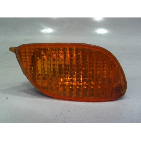 CLIGNOTANT DROIT FORD FOCUS 2000