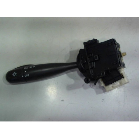 COMMANDE ECLAIRAGE TOYOTA YARIS 2001