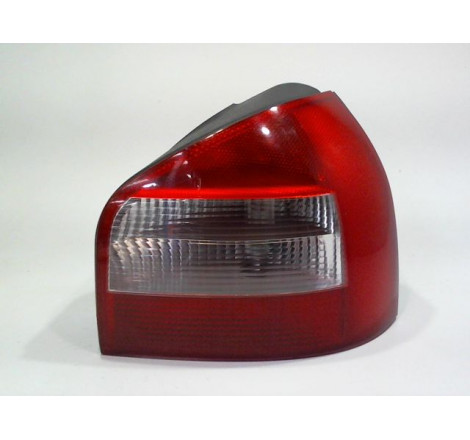 FEU ARRIERE DROIT AUDI A3 I Phase 2 2000-2003