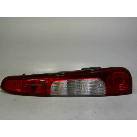 FEU ARRIERE DROIT FORD FOCUS 2005
