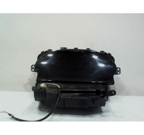 BLOC COMPTEURS TOYOTA YARIS VERSO Phase 1 1999-2003