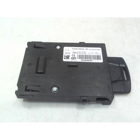 LECTEUR DE CARTE RENAULT MEGANE 2010