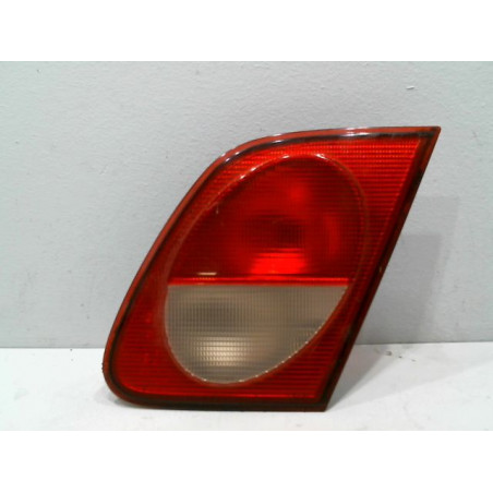 FEU ARRIERE INTERIEUR DROIT MERCEDES E220 1996