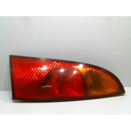 FEU ARRIERE DROIT FORD FOCUS 2002