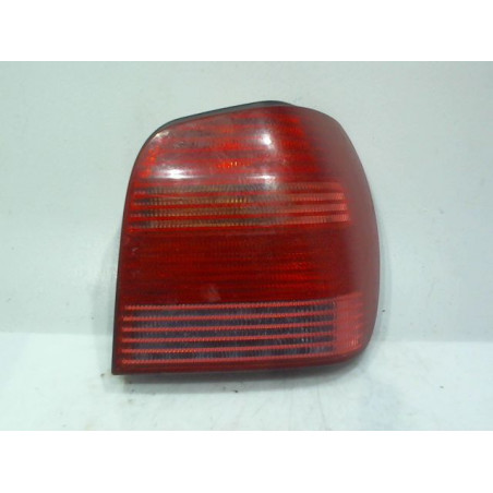 FEU ARRIERE DROIT VOLKSWAGEN POLO 2001