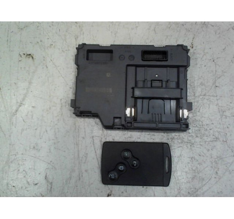 LECTEUR DE CARTE RENAULT CLIO