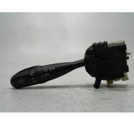 COMMANDE ECLAIRAGE TOYOTA YARIS