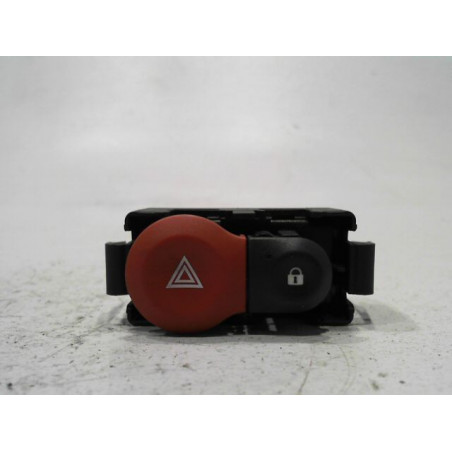BOUTON DE WARNING RENAULT CLIO 2008