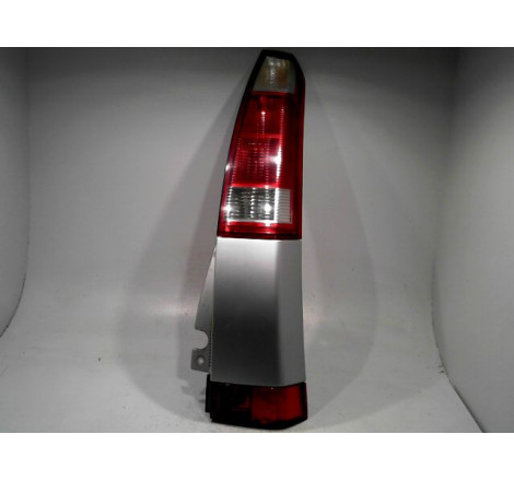 FEU ARRIERE DROIT OPEL MERIVA