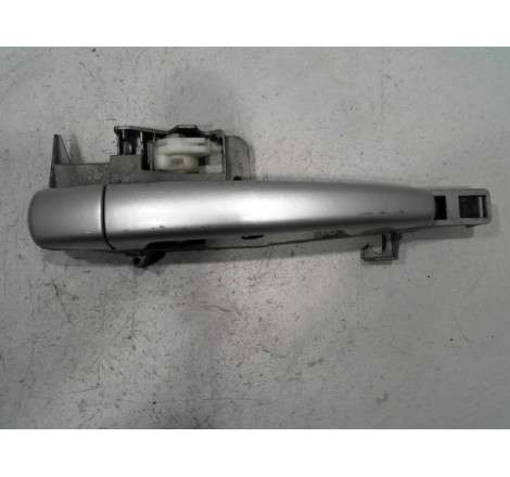 POIGNEE EXTERIEURE PORTE AVANT GAUCHE PEUGEOT 407 SW Phase 1 2004-2008