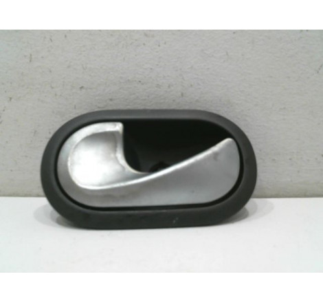 POIGNEE INTERIEURE PORTE AVANT GAUCHE RENAULT CLIO III Phase 2 2009-...