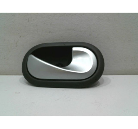 POIGNEE INTERIEURE PORTE ARRIERE DROIT RENAULT CLIO III Phase 2 2009-...