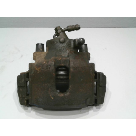 ETRIER DE FREIN AVANT GAUCHE TOYOTA AVENSIS 2001