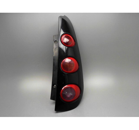 FEU ARRIERE DROIT SMART FORFOUR