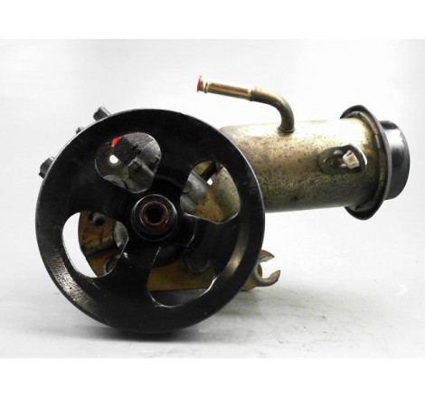 POMPE DIRECTION ASSISTEE TOYOTA YARIS