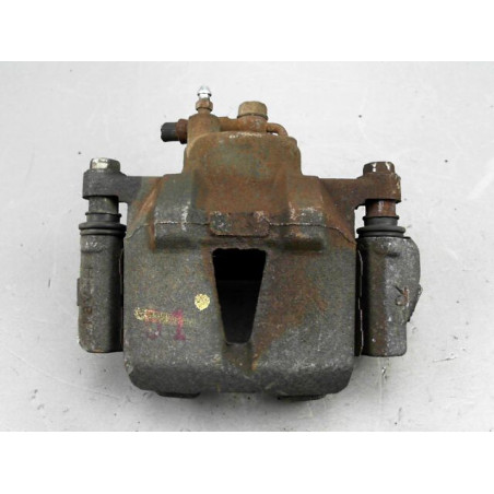 ETRIER DE FREIN AVANT DROIT TOYOTA YARIS 2000