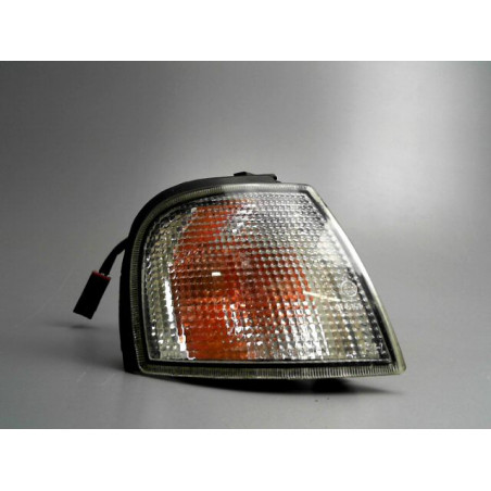 CLIGNOTANT DROIT NISSAN PRIMERA 1991
