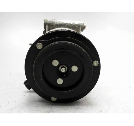COMPRESSEUR AIR CONDITIONNE FORD FIESTA