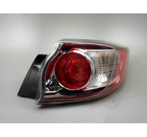 FEU ARRIERE DROIT MAZDA 3