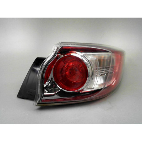 FEU ARRIERE DROIT MAZDA 3 2011