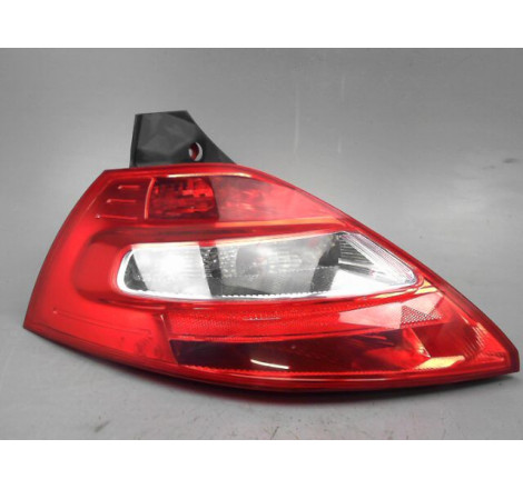 FEU ARRIERE GAUCHE  RENAULT MEGANE