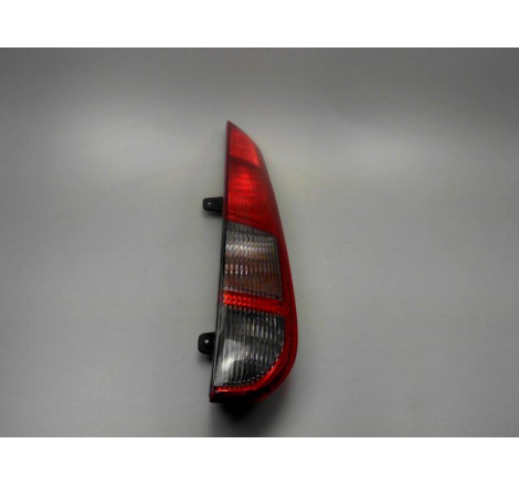 FEU ARRIERE DROIT FORD FOCUS