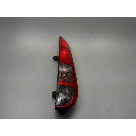 FEU ARRIERE DROIT FORD FOCUS 2006