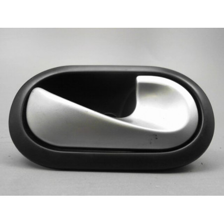 POIGNEE INTERIEURE PORTE AVANT DROIT RENAULT TWINGO 2010