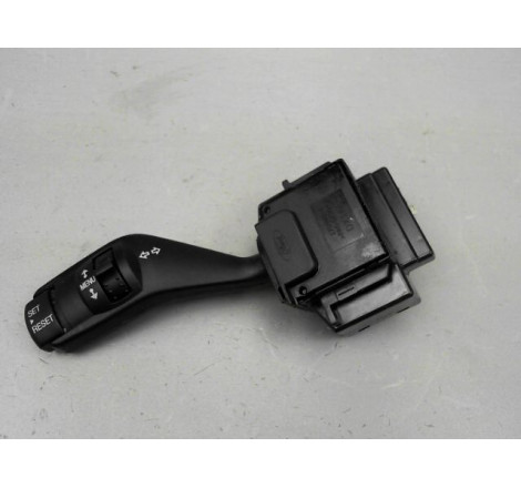 COMMANDE CLIGNOTANT FORD KUGA