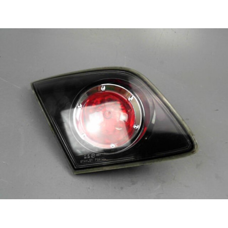 FEU ARRIERE INTERIEUR GAUCHE MAZDA 3 2006