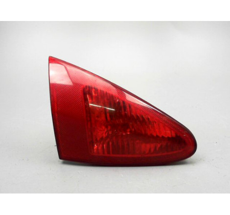 FEU ARRIERE INTERIEUR GAUCHE ALFA ROMEO 147