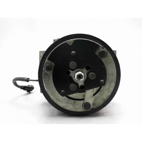COMPRESSEUR AIR CONDITIONNE FORD FIESTA 2011