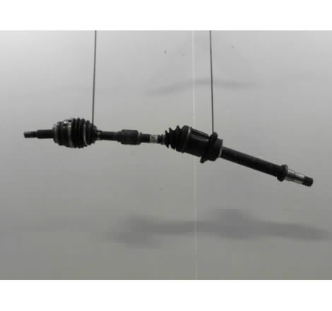 TRANSMISSION AVANT DROIT TOYOTA COROLLA 2.2 D-4D 