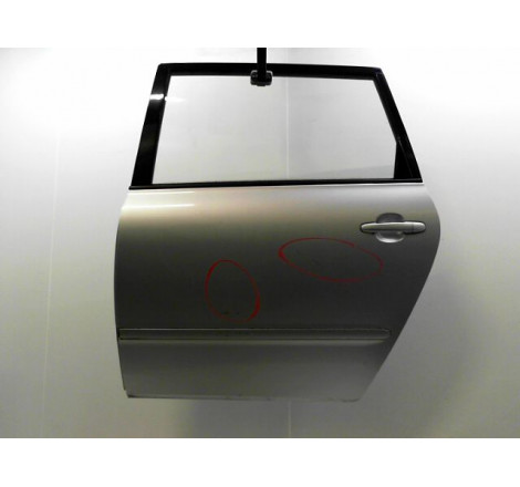 PORTE ARRIERE GAUCHE TOYOTA AVENSIS VERSO 04-06