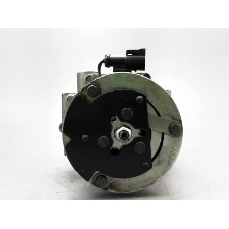 COMPRESSEUR AIR CONDITIONNE FORD FIESTA 2010