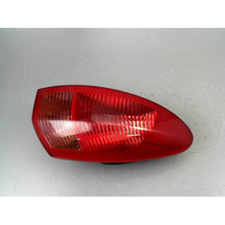 FEU ARRIERE GAUCHE  ALFA ROMEO 147 2008