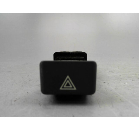 BOUTON DE WARNING RENAULT SUPER 5 1984-1996