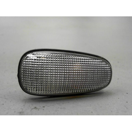 REPETITEUR AILE GAUCHE OPEL ASTRA 2001