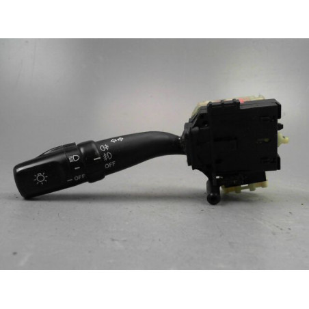 COMMANDE ECLAIRAGE TOYOTA AVENSIS 2004