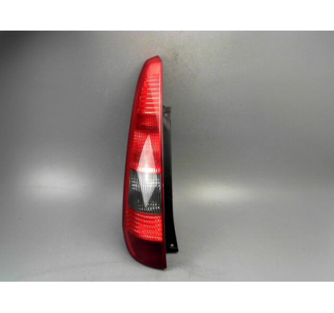 FEU ARRIERE GAUCHE  FORD FIESTA V Phase 1 2002-2005