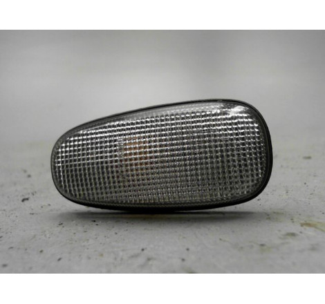 REPETITEUR AILE DROIT OPEL ZAFIRA