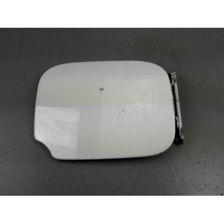 VOLET DE TRAPPE CARBURANT DACIA SANDERO 2016
