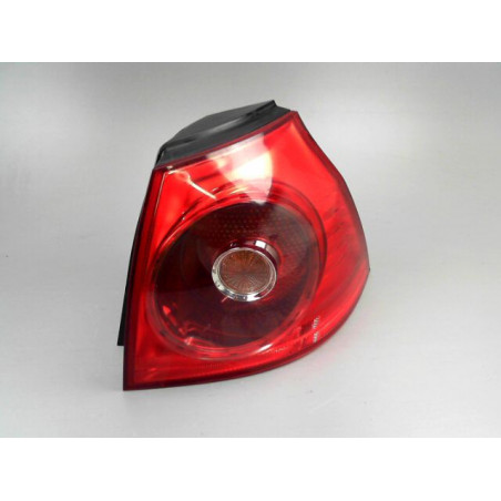 FEU ARRIERE DROIT VOLKSWAGEN GOLF 2004