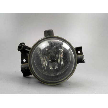 PHARE ANTIBROUILLARD AVANT DROIT FORD FOCUS 2004