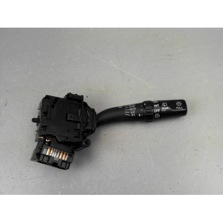 COMMANDE ESSUIE GLACE TOYOTA AVENSIS 2006
