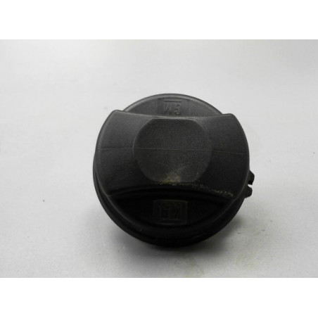 BOUCHON RESERVOIR A CARBURANT OPEL CORSA 2017