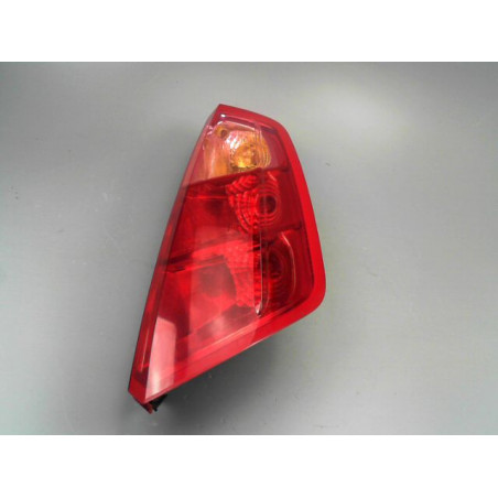 FEU ARRIERE DROIT FIAT PUNTO 2006